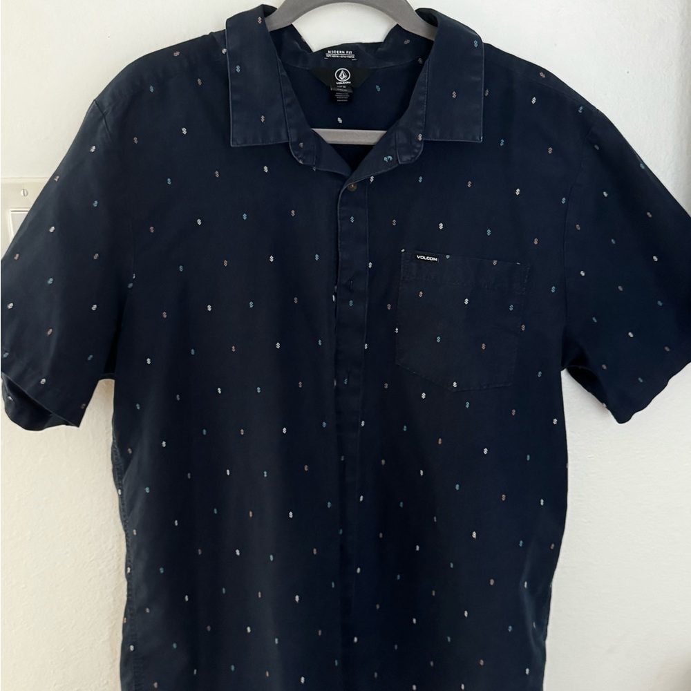 Volcom Men's Dark Blue Patterned Button Down Shirt